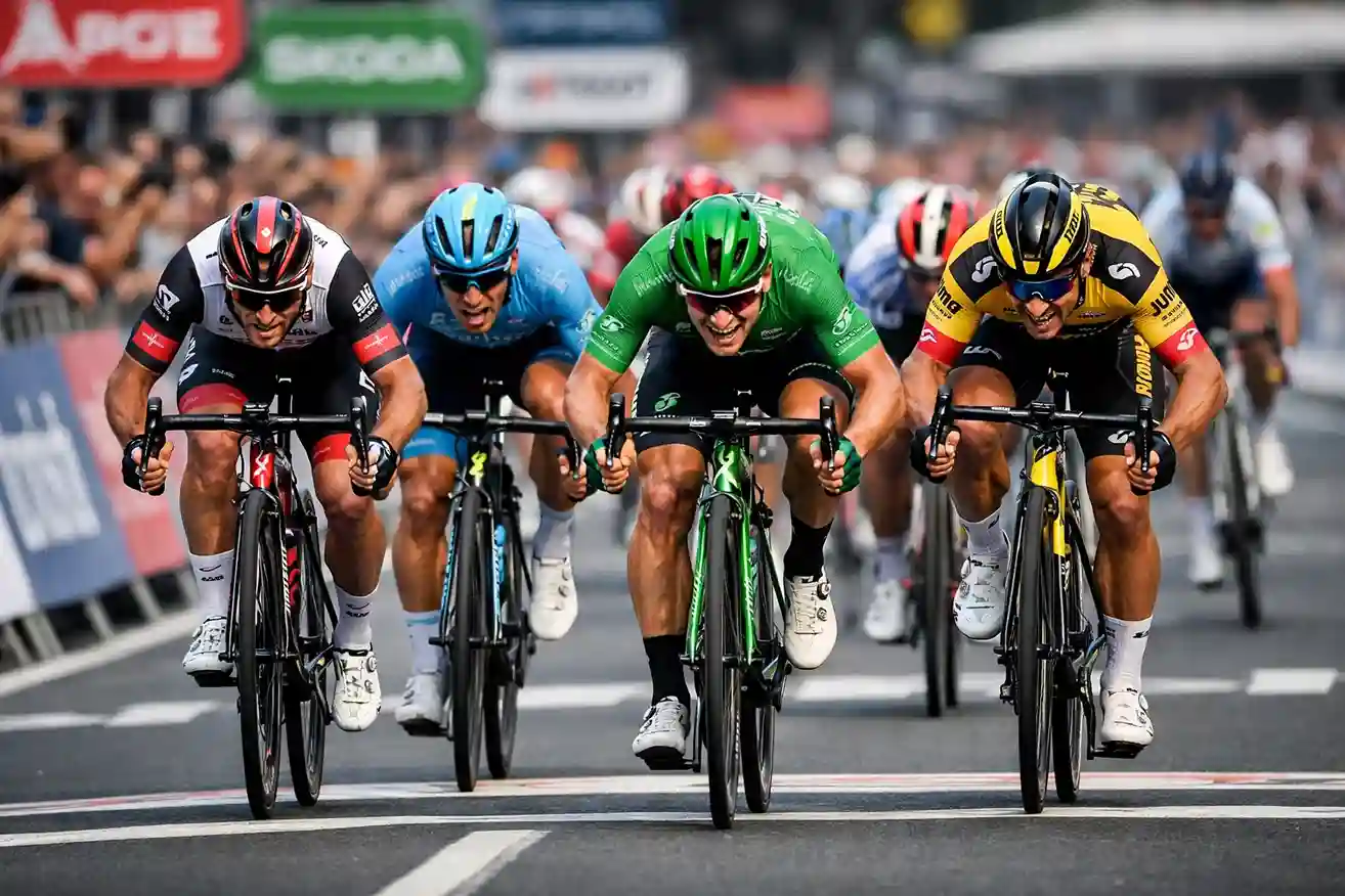 Sprintersfinish in massasprint wielrennen